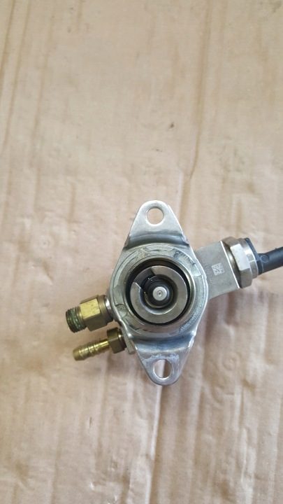 VW Passat B7 Клапан Топливного насоса Бензин 1.4 TSI 03C127026P, фото 3