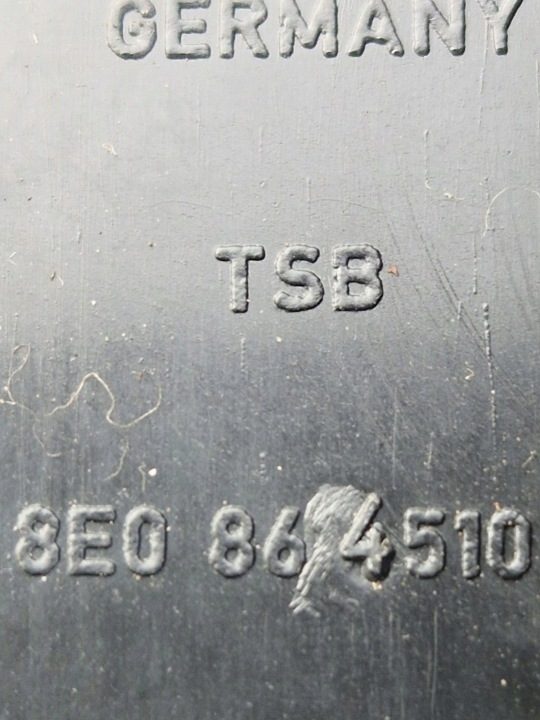 ЗАГЛУШКА САЛАЗКИ СИДЕНЬЯ AUDI A4 B7 - 8E0864510, фото 2