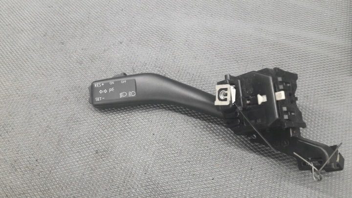 1K0953513A переключатель света SEAT LEON 2006 г., фото 1