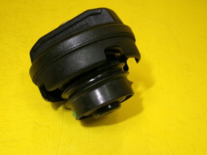 КРЫШКА ГОРЛОВИНЫ БЕНЗОБАКА AUDI VW 1J0201553B NR8, фото 7