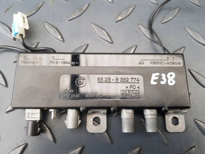 Усилитель sygnalu антенны 8 352 774 e38 BMW 7 E38, фото 2