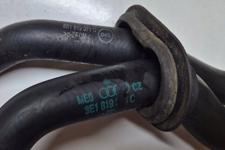 ШЛАНГИ ПЕЧКИ AUDI A4 B6 B7 1.6 ALZ ЕВРОПА, фото 2