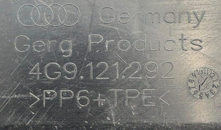 Прокладка защита радиатора AUDI RS6 4G9121292, фото 4