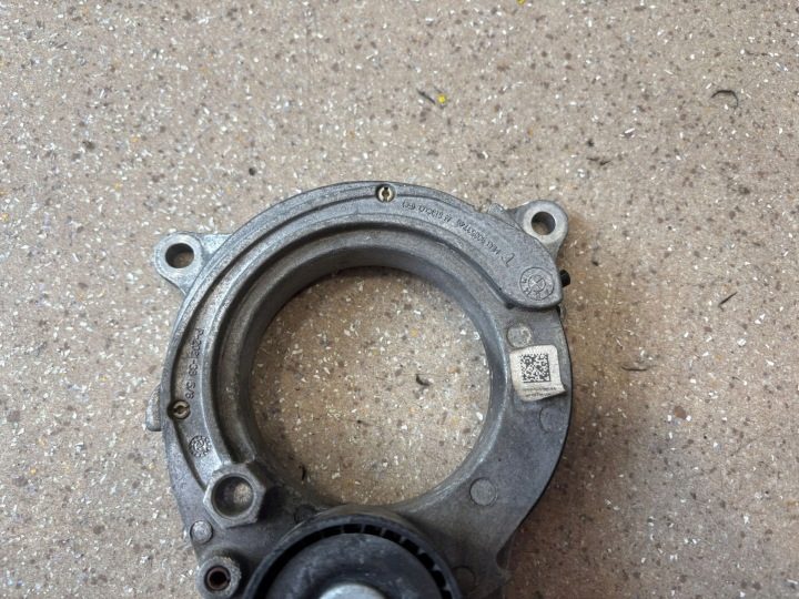 Натяжитель ремня генератора BMW X3 G01 8579118, фото 10