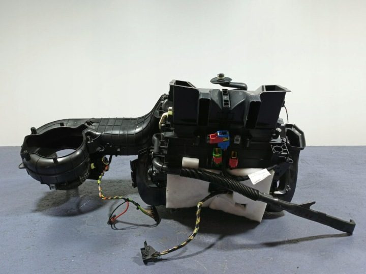 Peugeot 5008 I отопитель воздуха EU 9673831480, фото 6