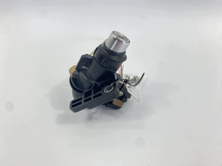 Замок крышки задний крышки заднего багажника кофра Mercedes 190 W201, фото 8