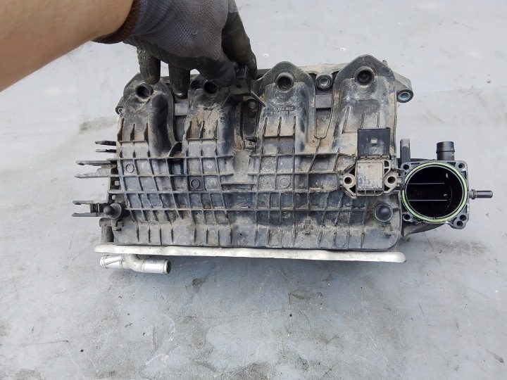 Впускной коллектор VW Seat Skoda Audi 1.4 TSI CXS 04E145749B, фото 3