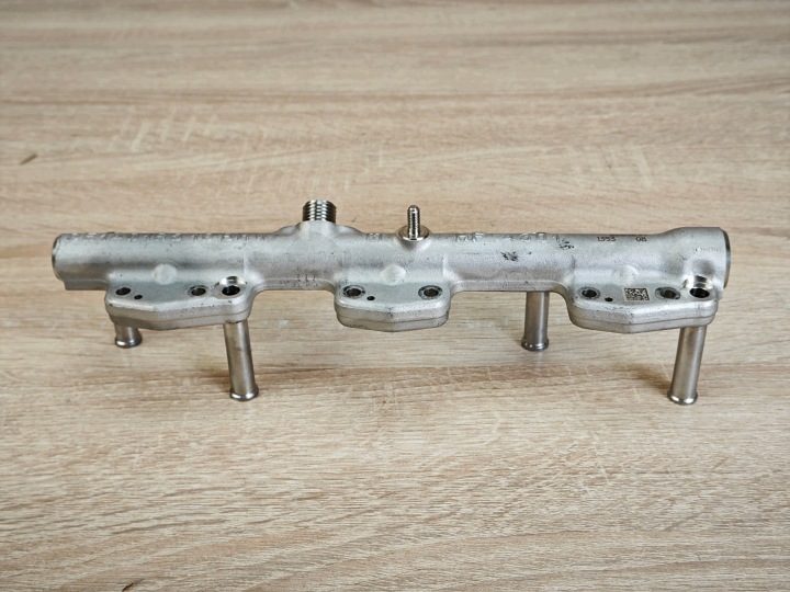 ОРИГИНАЛ ТОПЛИВНАЯ РАМПА B58 BMW 40i G05 G16 G30 G31 G20 G06 G11 8665635 35 л.с., фото 2