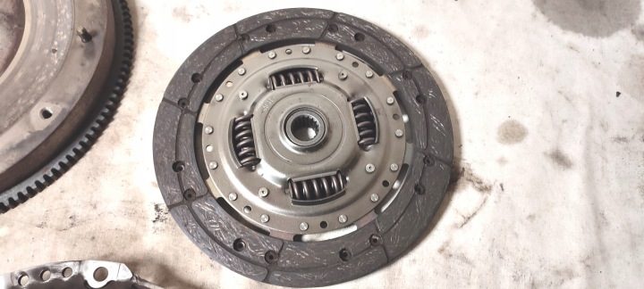 FORD FIESTA MK7 09 г. 1,6 16V СЦЕПЛЕНИЕ В СБОРЕ МАХОВИК ОРИГ. 121TK, фото 10