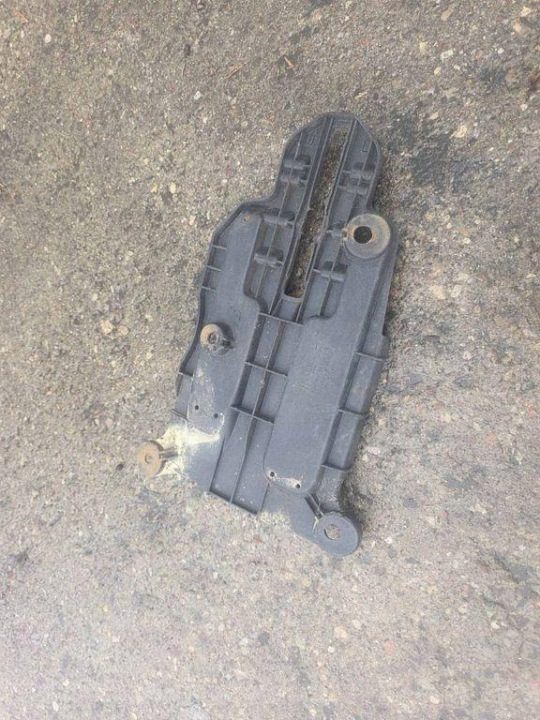 Площадка аккумулятора Opel OE 09114140, фото 1