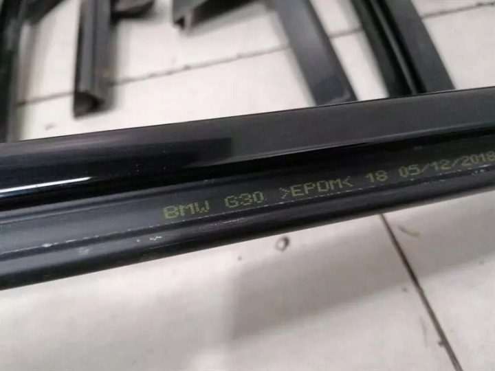 Молдинги кузова BMW 5 F90 G30 M5 7390121 черные глянец Shadow Line, фото 8