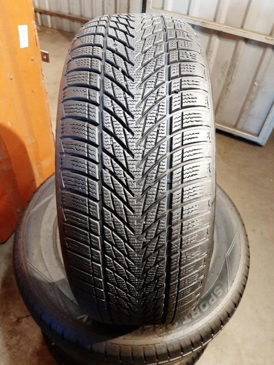 Шина зимняя Goodyear UltraGrip Performance 3 225/55R17 97 H сцепление на снегу (3PMSF), защита диска, фото 1