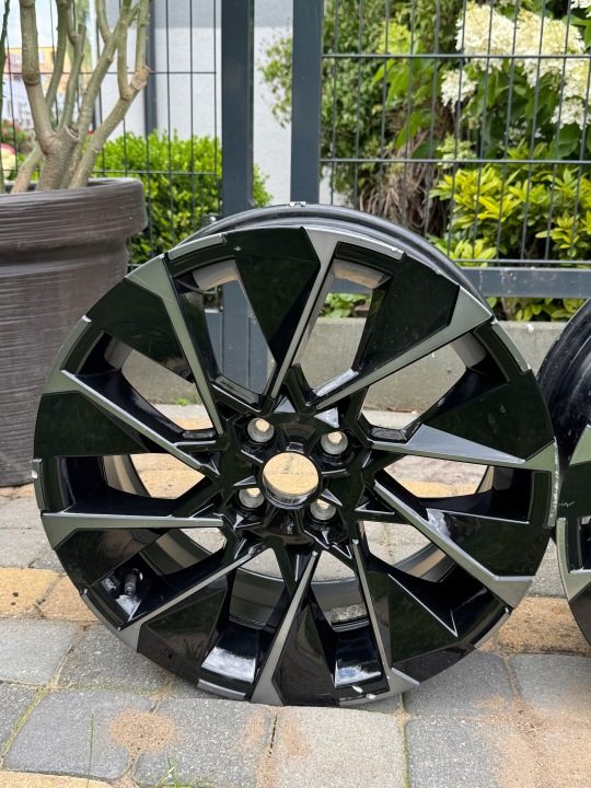 Литой диск Renault OE 403000990R 403002478R 7.0" x 17" 4x100 ET 37, фото 2