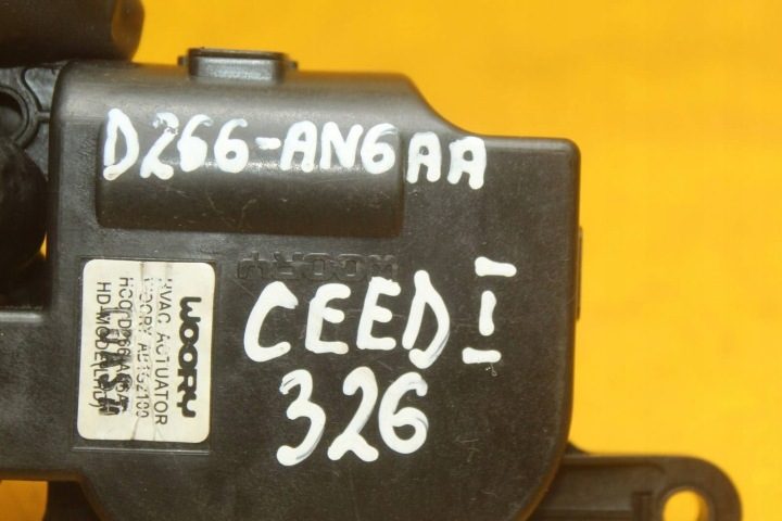 МОТОРЧИК ЗАСЛОНОК ПЕЧКИ KIA CEED I D266AN6AA, фото 6
