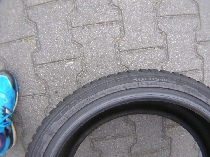 Шина всесезонная Kumho Solus 4S HA32 225/40R18 92 Y сцепление на снегу (3PMSF), усилитель (XL), фото 4