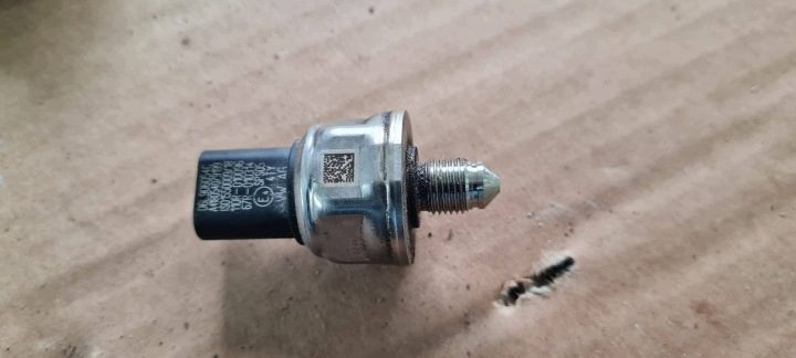 SQ5 80A датчик давления топлива 3.0 TFSI 06L906054C S5 8W S4 B9 A6 C8 4K, фото 3