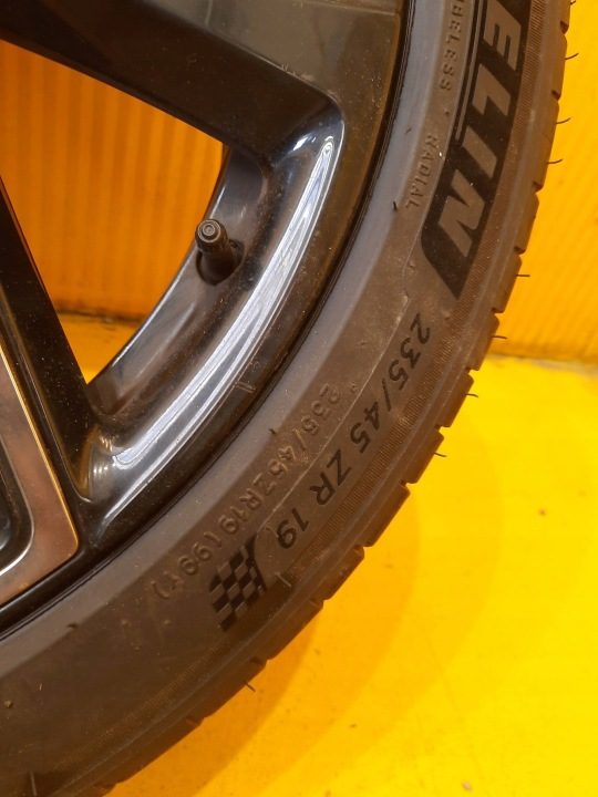 Citroen DS9 комплект диска шин дисков Michelin 235/40R19 22 г. 5x108 8Jx19 ET42, фото 6