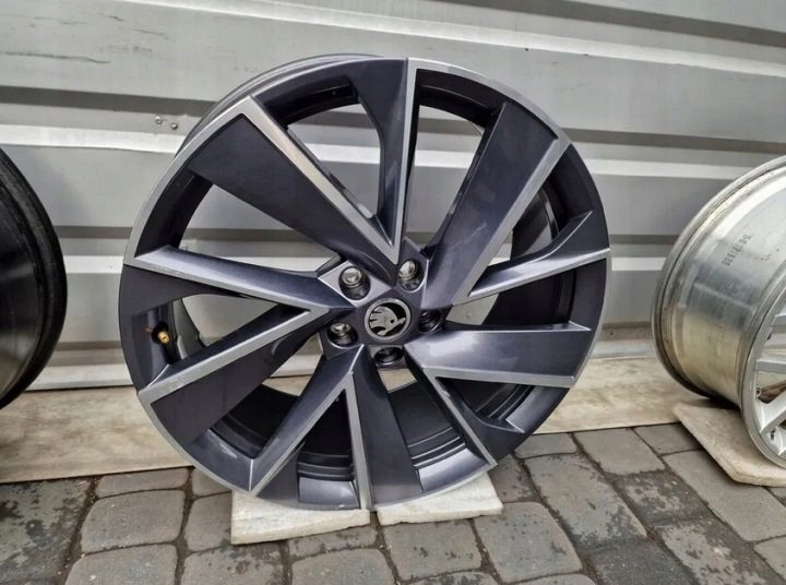 Литой диск Skoda OE ENYAQ 8.0" x 20" 5x112 ET 45, фото 2