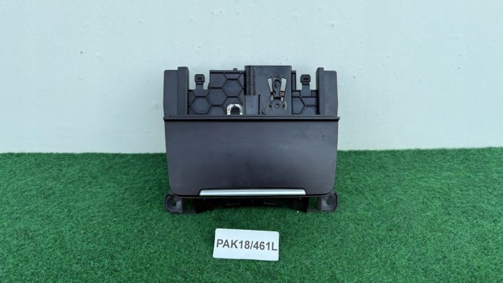 БАРДАЧОК ПЕПЕЛЬНИЦА ПРИКУРИВАТЕЛЬ AUDI A4 B8 A5 8T Q5 8K0857951 PAK18/461L, фото 1