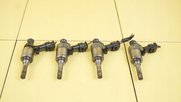 AUDI A4 B8 EXEO A5 1.8 TFSI 10 г. 160 л.с. CDH форсунка 06H906036F, фото 1