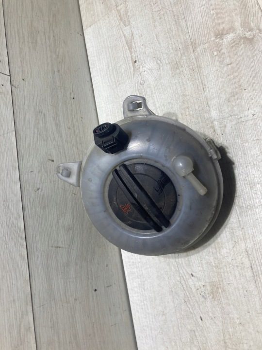 Volkswagen OE 5Q0121407F расширительный бачок, фото 1
