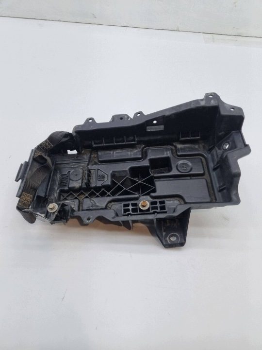 Площадка аккумулятора Передняя Chrysler Pacifica 68271681AD, фото 1