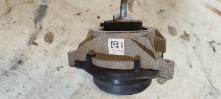 BMW 5 G30 G31 530eX ПОДВЕСКА ПОДУШКА ДВИГАТЕЛЯ ЛЕВАЯ 9845247, фото 1