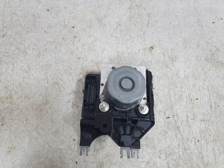 Mercedes W176 CLA 117 рестайлинг насос ABS ESP A0004312300, фото 2
