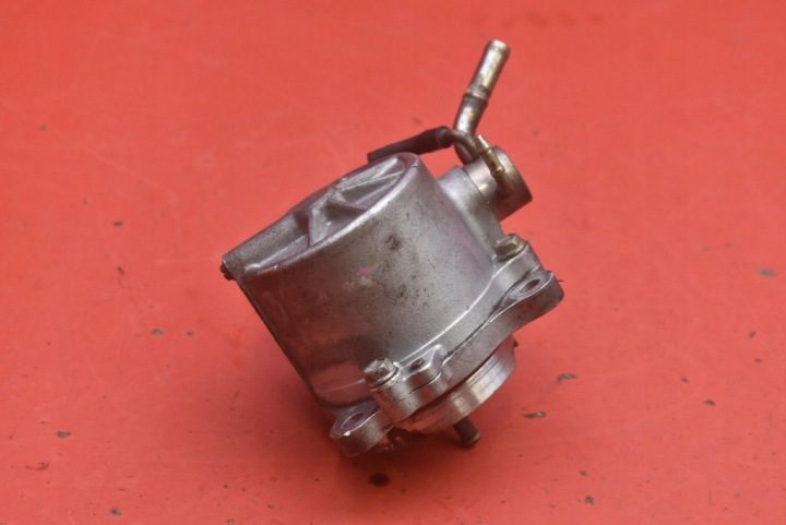 Насос вакуумный RF5C18G00 Mazda 6 1 I GG 2.0 Citd 121 л.с. 02-05, фото 5