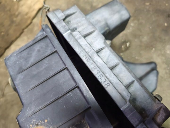 КОРПУС ВОЗДУШНОГО ФИЛЬТРА 1.6 16V COLT V 96-04 CARISMA, фото 2