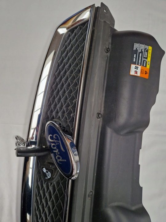 РЕШЕТКА РАДИАТОРА Ford Focus MK2 4M51-8C436-BC, фото 3