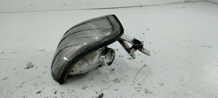 Mercedes W202 поворотник правый, фото 3