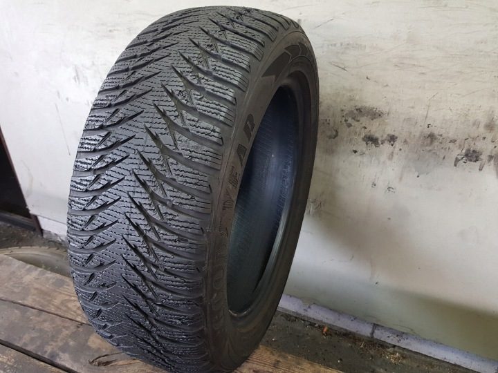Шина зимняя Goodyear Ultra Grip 8 Performance 205/55R16 91 H сцепление на снегу (3PMSF), защита диска, фото 3