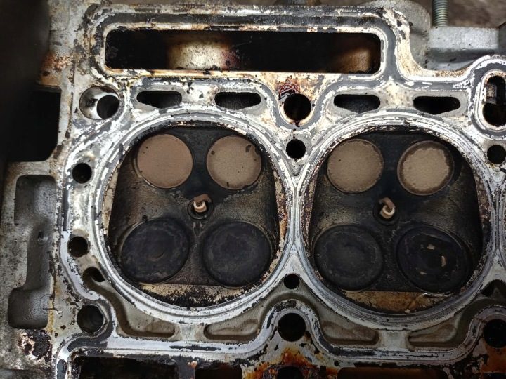Renault Clio II 2000 Головка блока цилиндров, фото 9