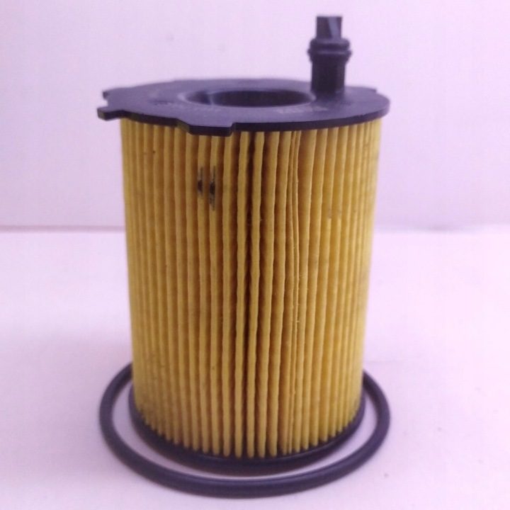 Фильтр масляный Mann-Filter HU 7033 z Berlingo Opel Combo Crossland Peugeot, фото 3