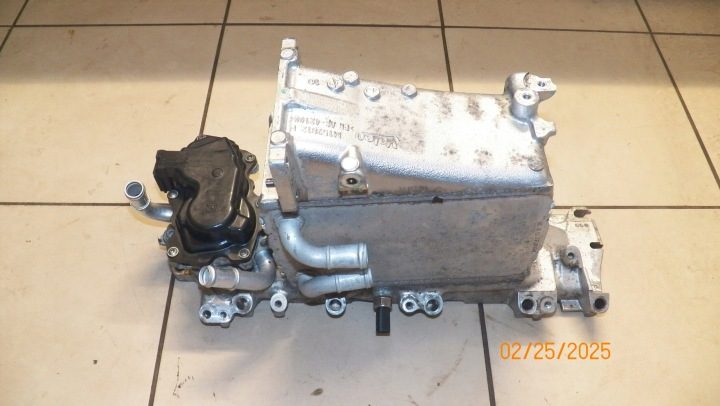 Коллектор Audi A3 8V 2.0 TDI 04L129766AB, фото 1