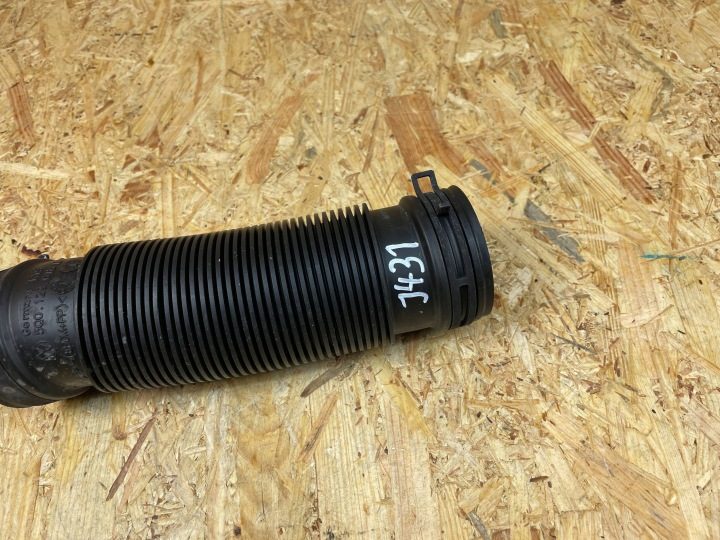 Заборник патрубок трубка воздуха VW Skoda Seat Audi 5Q0129618E, фото 6