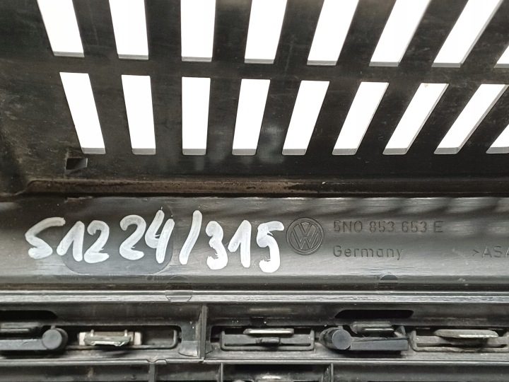 VW TIGUAN 1 I 11-16 РЕШЕТКА РАДИАТОРА 5N0853653E, фото 9