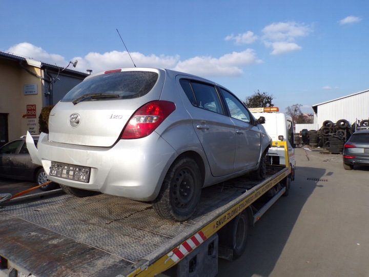 Ручка передняя левая внутренняя Hyundai I20, фото 3