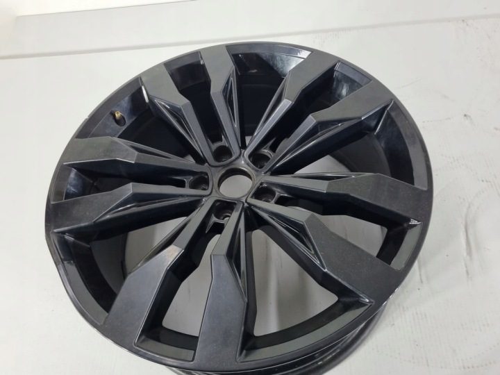 Литой диск Volkswagen OE 5NA601025G 8.5" x 20" 5x112 ET 38, фото 6
