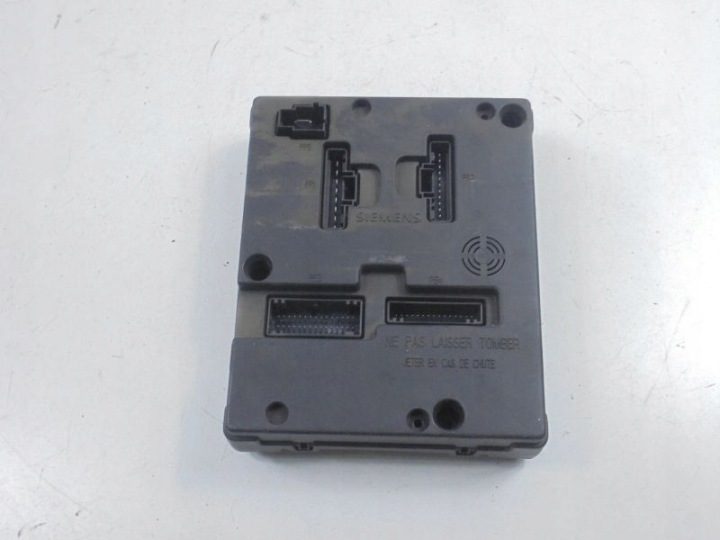 Блок предохранителей Renault OE 7703297930, фото 7