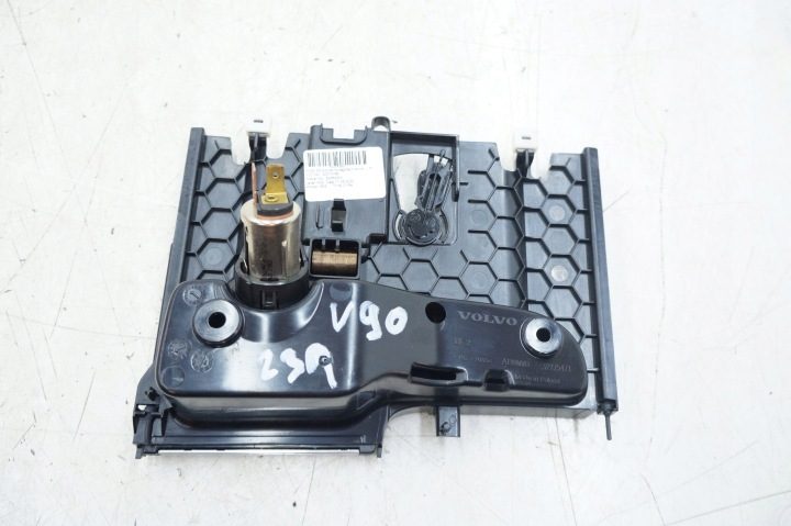 Пепельница Volvo S90 V90 XC60 II XC90 II S60 III 32275471, фото 2