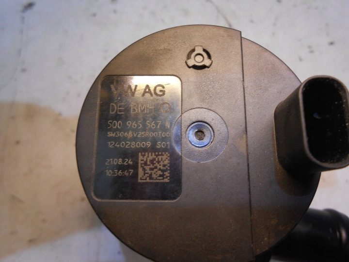 VOLKSWAGEN POLO 2G ПОМПА ЦИРКУЛЯЦИОННАЯ ДОПОЛНИТЕЛЬНАЯ 5Q0965567N, фото 8