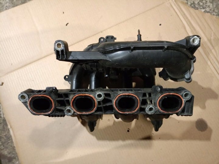FORD FIESTA 1.25 бензин SNJA 82 л.с. 17 г. впускной коллектор 8A6G-9424-AC, фото 7