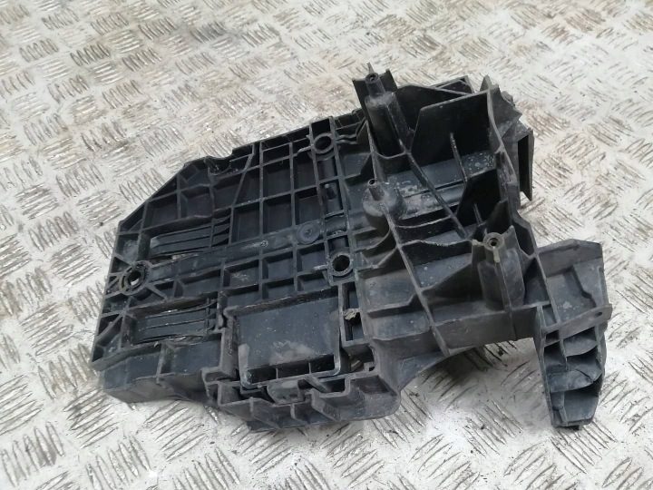 Citroen C5 III площадка аккумулятора, фото 2