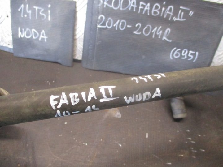 Патрубок охлаждения Skoda Fabia II 10-14R. 1.4TSI, фото 3