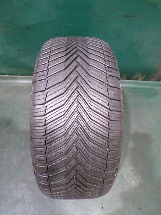 Шина всесезонная Michelin CrossClimate 2 245/40R18 93 Y сцепление на снегу (3PMSF), защита диска, фото 1