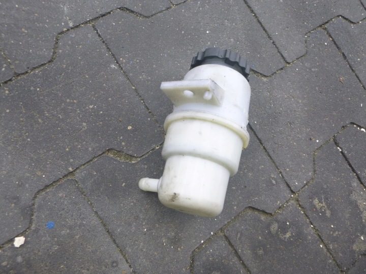 Jeep OE 68068967ac Cherokee бачок гидроусилителя, фото 2
