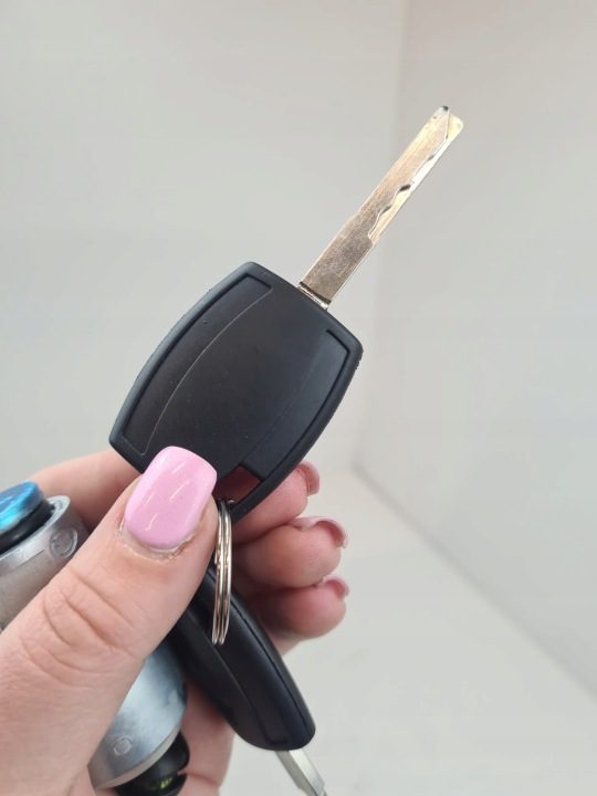 Замок зажигания Ford Focus MK2 / C-Max 1355231 + 2 ключи Bohaner, фото 6