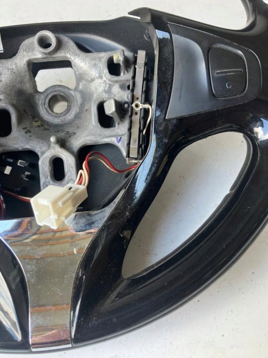 РУЛЬ КОЖА МУЛЬТИФУНКЦИОНАЛЬНАЯ RENAULT CLIO IV 985105453R, фото 6